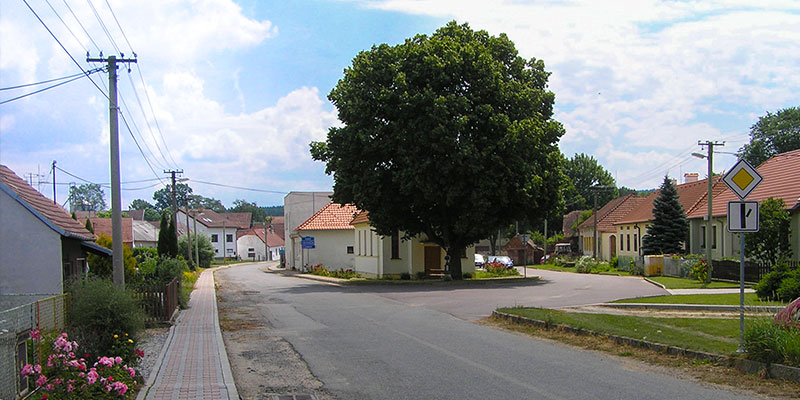 Obec CHOTĚBUDICE